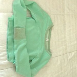 Crop sweatshirt ivivva size 7